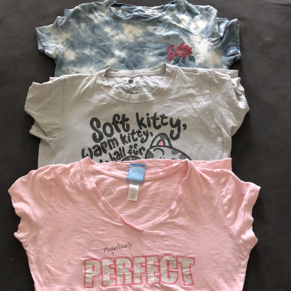 WOMENS Lot of Three Tees | M